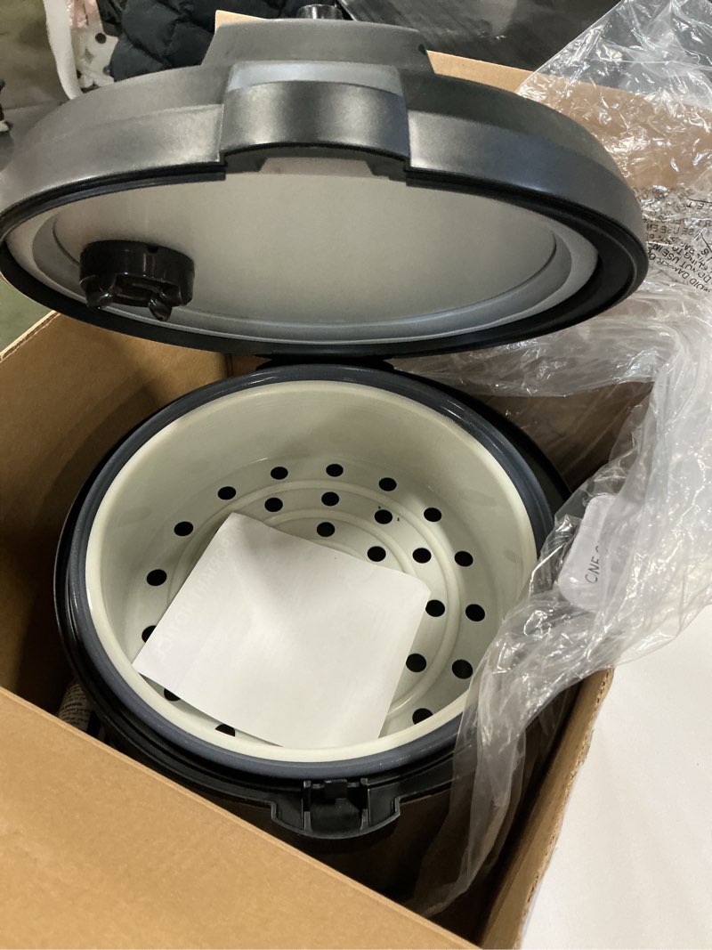 Condition photo showing Good Condition for Aroma Housewares Professional Plus ARC-5000SB 20 Cup (Cooked) Digital Rice Cooker, Food Steamer, Slow Cooker, Stainless Exterior/Nonstick Pot, Silver, Black, 10-cup uncooked/20-cup cooked/4QT