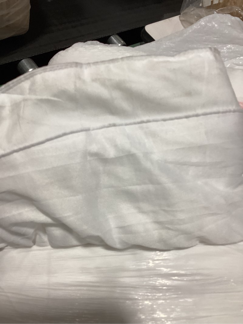 Condition photo showing As Is for Bedsure Comforter Duvet Insert - Quilted Comforters Queen Size, All Season Duvet, Down Alternative Bedding, with 8 Tabs, Gifts for Women/Men, White, Queen 88 x 88 Inches Queen White