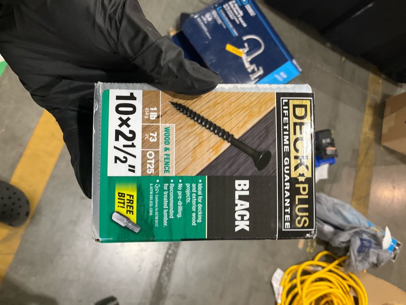 Condition photo showing Good Condition for hillman deck plus no. 10 ga. x 2-1/2 in. l black star flat head exterior deck screws 1 lb 73 pk