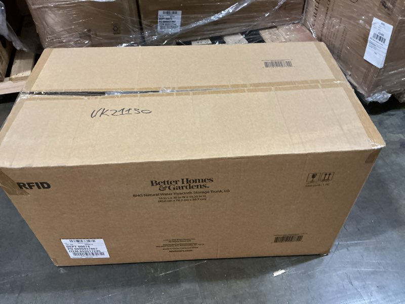 Condition photo showing New/Like New for better homes & gardens natural water hyacinth storage trunk  large