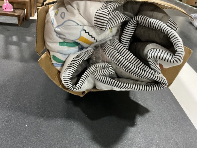 Condition photo showing Good Condition for Baby Play Mat?Thick Soft 47" X 47" Playpen mat, Non-Slip and Machine Washable Baby Play Mats for Floor?Crawling Mat for Babies, Toddlers & Infants to Play and Learn (Rainbow) 47" X 47" Rainbow