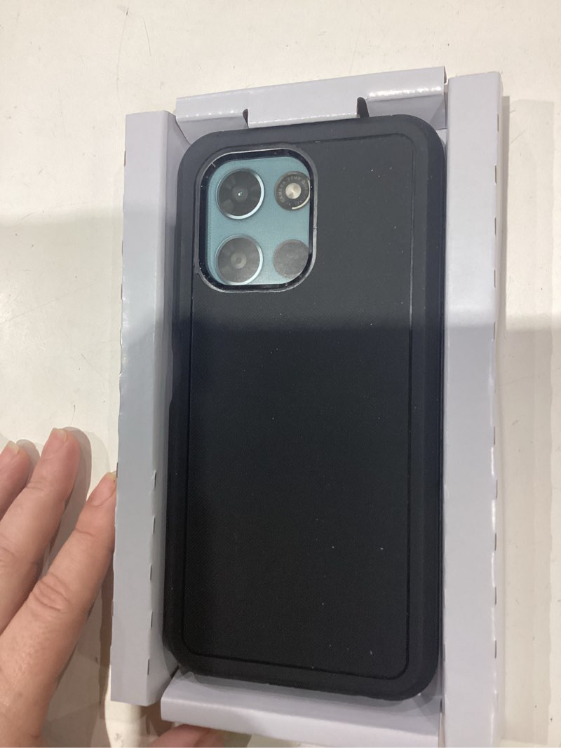 Condition photo showing Good Condition for onn rugged phone case for motorola moto g play (2026) - black
