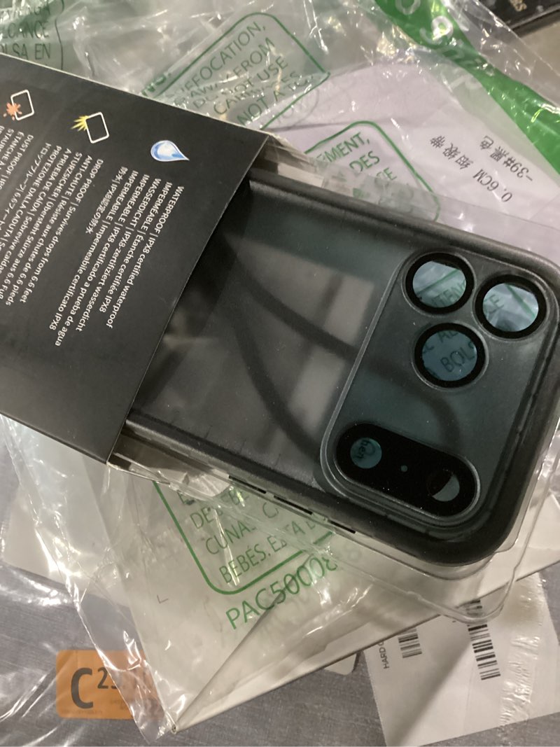 Condition photo showing Good Condition for SPORTLINK for iPhone 17 Pro Max Case, IP68 Waterproof Military Protective Full Body Heavy Duty Shockproof 360 Sealed Dustproof with Camera Screen Protector Phone Cover for iPhone 17 Pro Max 6.9" Black Black for iPhone 17 Pro Max (6.9'')