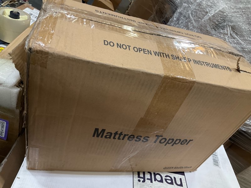 Condition photo showing Good Condition for matress topper