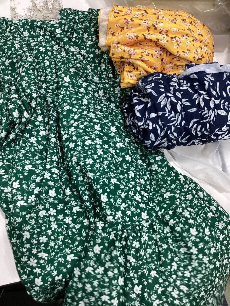 Condition photo showing Good Condition for chongbaijia 3 pack summer dresses for women 2026 sleeveless sexy wrap v neck floral sundress tank dress navy blue/yellow/green x-large
