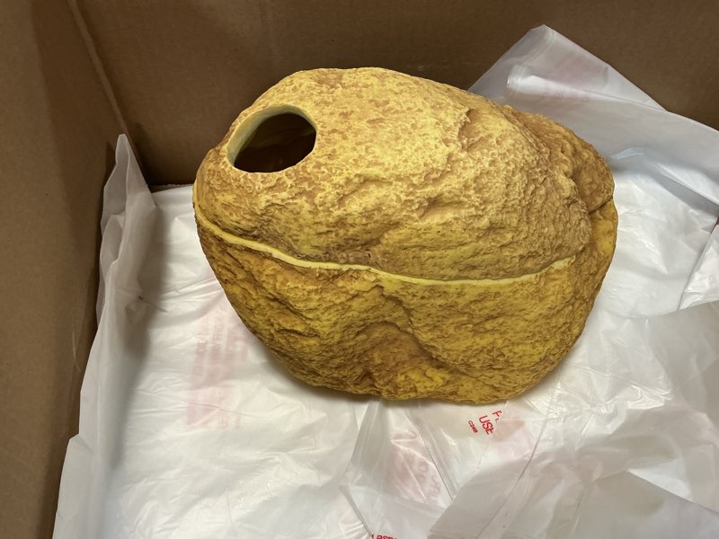 Condition photo showing Good Condition for REPTI ZOO Snake Cave and Hides, 3-in-1 Reptile Hide Cave for Snake, Ball Python, Geckos (Large Size)