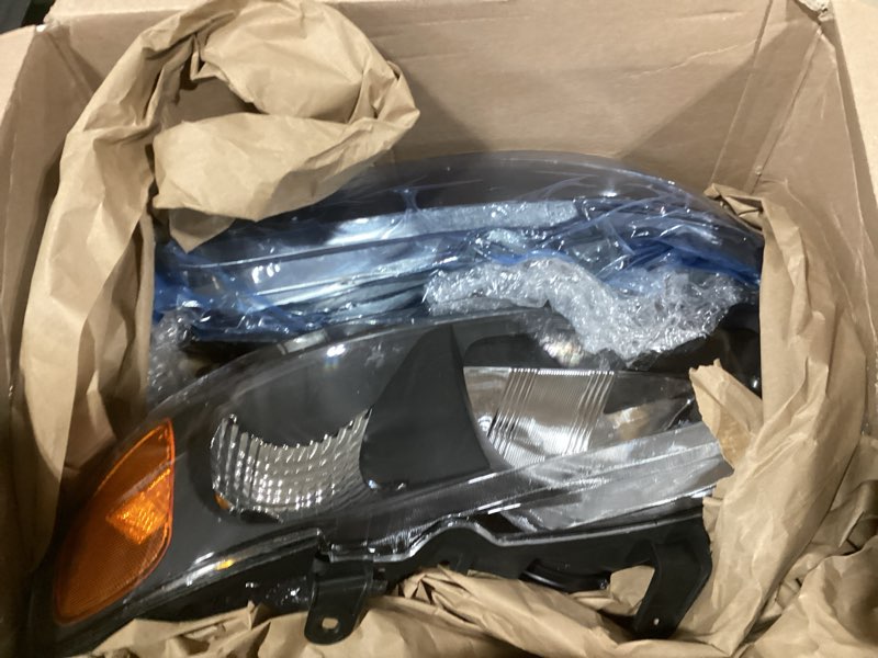 Condition photo showing Good Condition for Similar product not like description similar Headlight Assembly Compatible with for Nissan Sentra 2000-2003 Bulbs Not Included 26060-4Z625 26010-4Z625 Black Housing Amber Reflector Clear Lens atvs