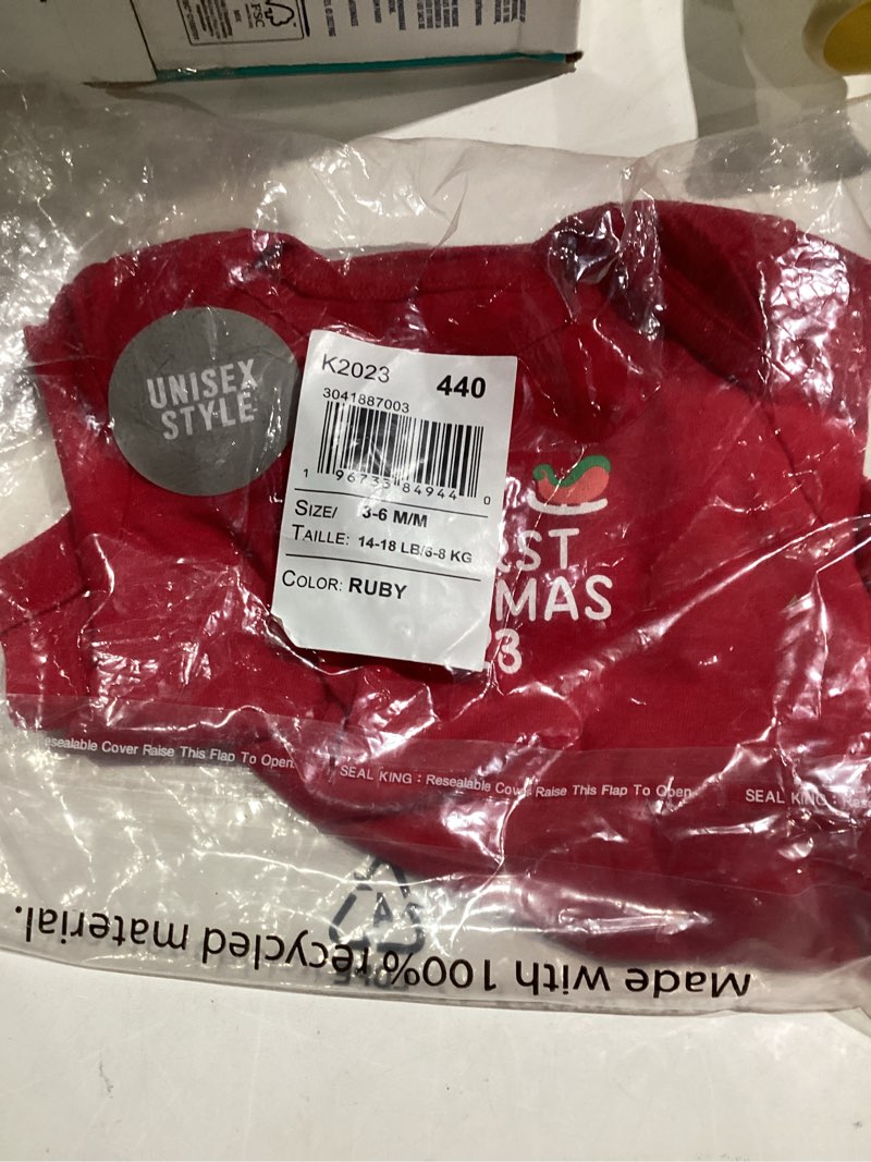 Condition photo showing Good Condition for The Children's Place Baby and Newborn Long Sleeve Graphic Bodysuits 3-6 Months Santa 2023