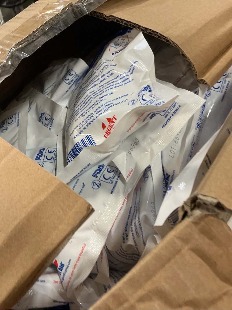Condition photo showing Good Condition for case of 125 instant cold packs, 5" x 6" (4" x 5" cold area) - disposable cold compresses - no pre-chilling required for quick, effective first aid treatment & relief of aches, pains, bumps & bruises 125 count (pack of 1)