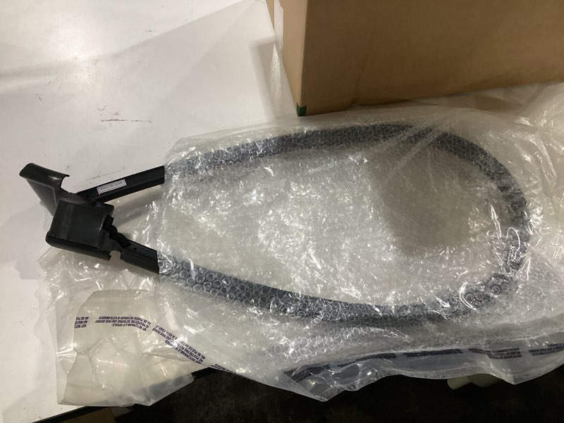 Condition photo showing New/Like New for gm genuine parts 42554438 hood rear weatherstrip