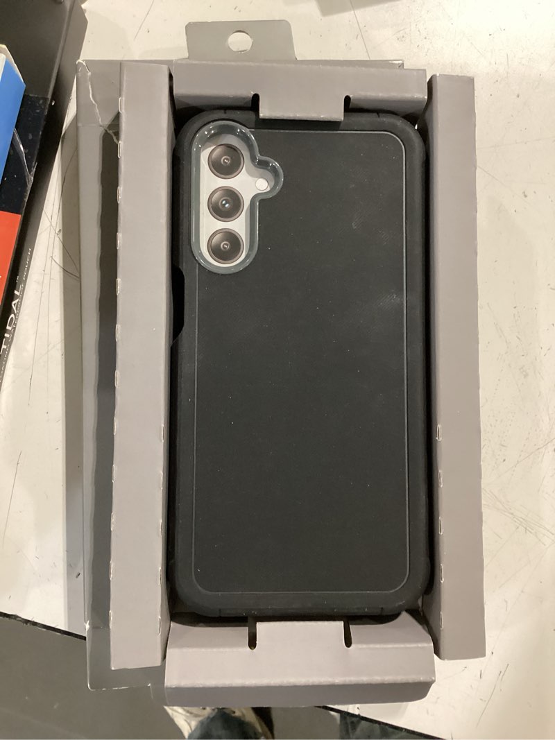 Condition photo showing Good Condition for onn. rugged phone case for samsung galaxy a15 5g – black/gray