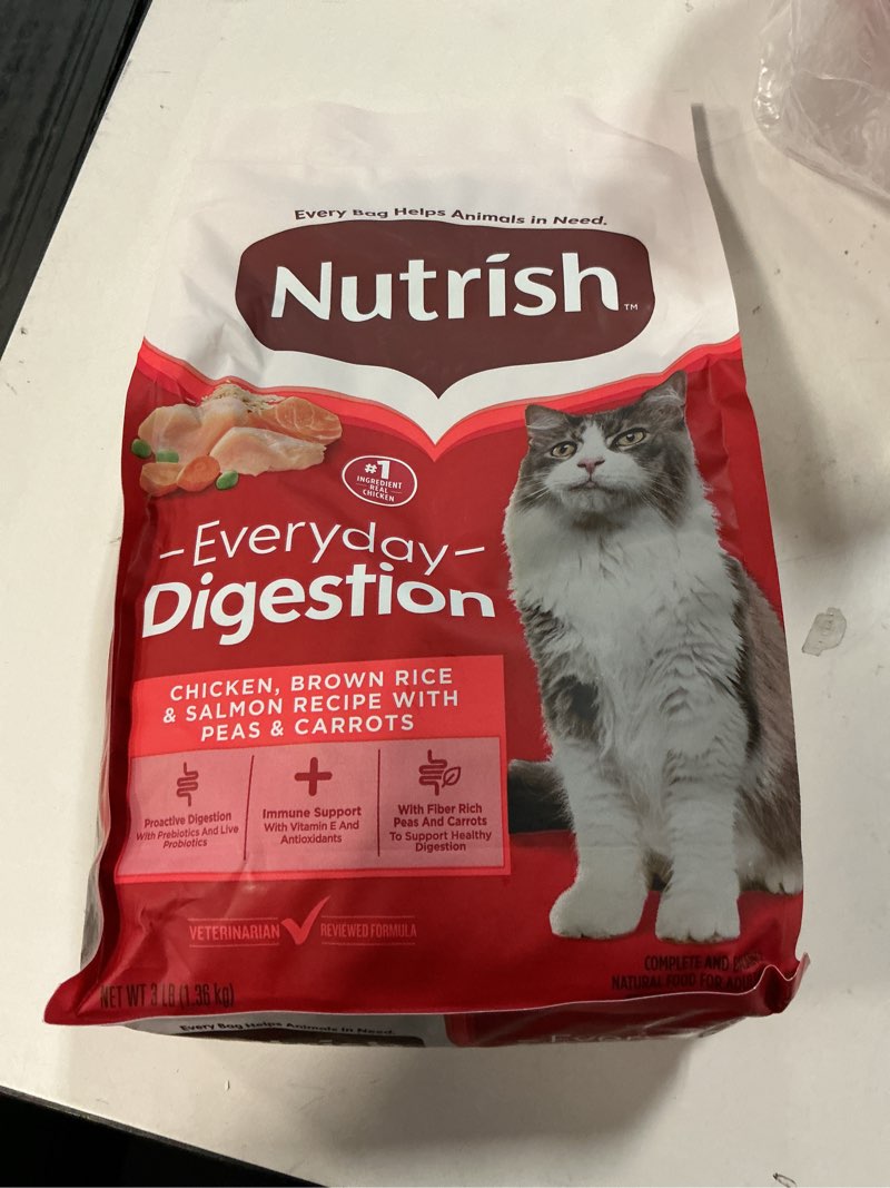 Condition photo showing New/Like New for (Best By Sep/18/2026) Nutrish Everyday Digestion Chicken Brown Rice and Salmon Recipe with Veggies ?Dry Cat Food, 3lb Bag
