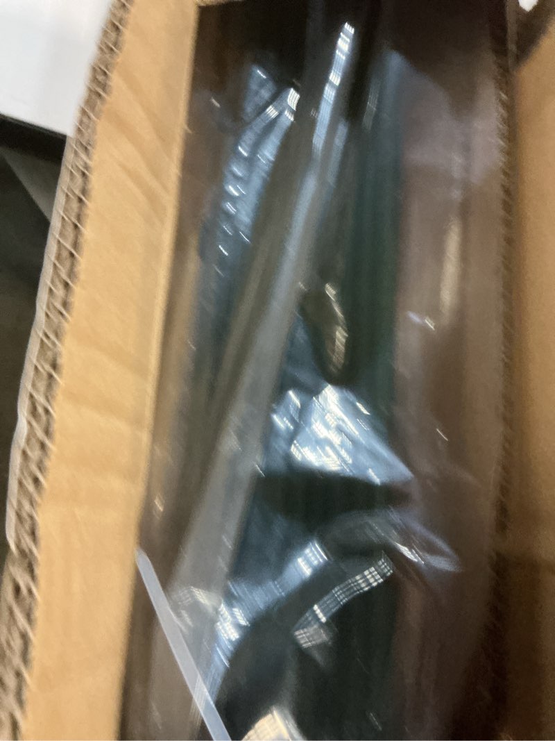 Condition photo showing New/Like New for 10 pack metal fence posts, 5ft heavy duty u-post, green garden stakes, no-dig post anchors for wire fences, temporary fencing, electric fence, and corner support 5ft-10p green