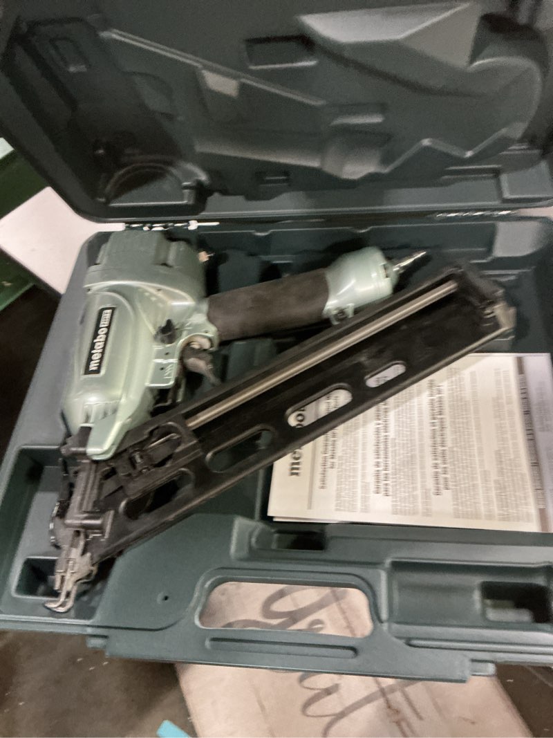 Condition photo showing Good Condition for Metabo HPT Finish Nailer  15 Gauge  Pro Preferred Brand of Pneumatic Nailers  Finish Nails 1-1/4-Inch up to 2-1/2-Inch  Integrated Air Duster  Selective Actuation Switch  5-Year Warranty  NT65MA4