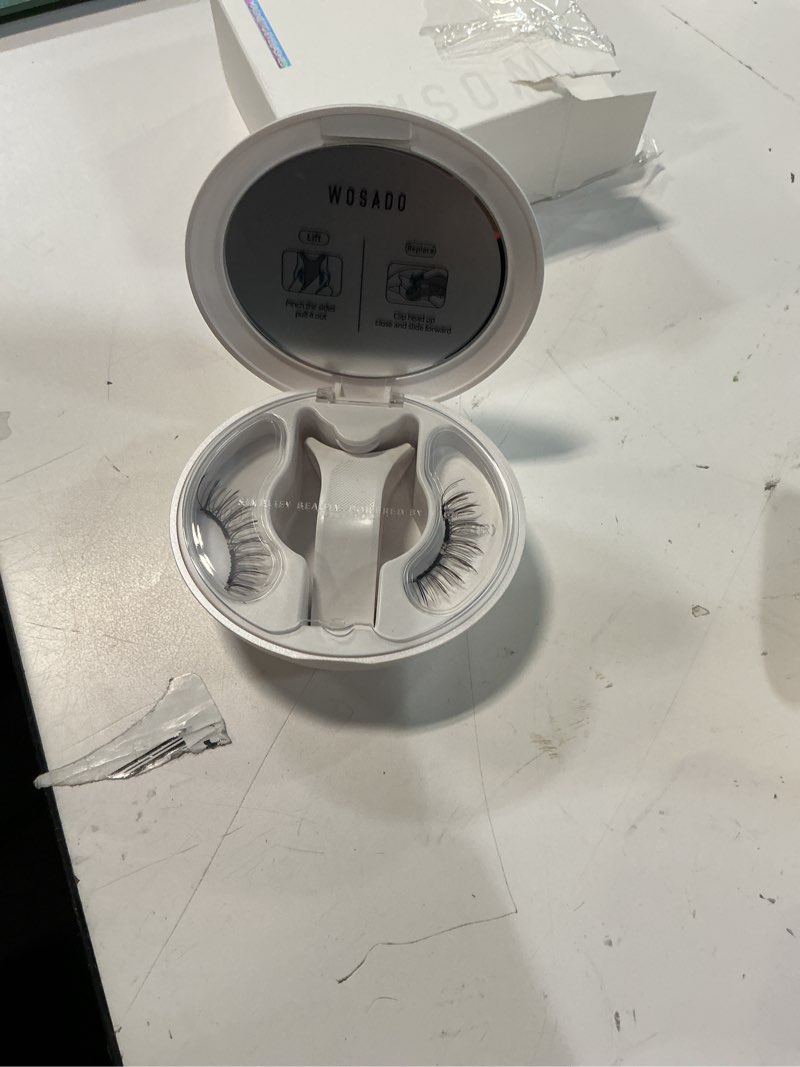 Condition photo showing Good Condition for wosado magnetic eyelashes with applicator kit, [v27 chicago skyline] reusable magnetic lashes without eyeliner, glue-free false lashes, waterproof, lightweight, suit for natural makeup