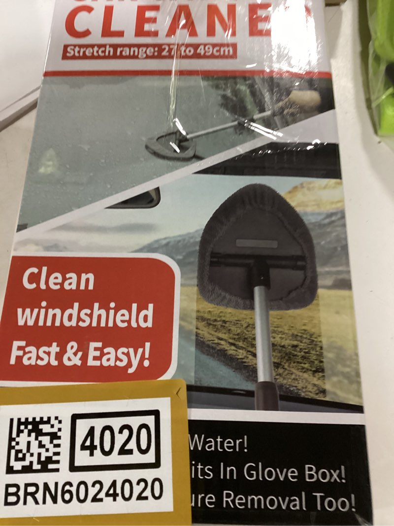 Condition photo showing New/Like New for Qydipclin 7pcs Windshield Cleaner Tool Car Window Cleaning Wash Kit with 4 Reusable Microfiber Pads 