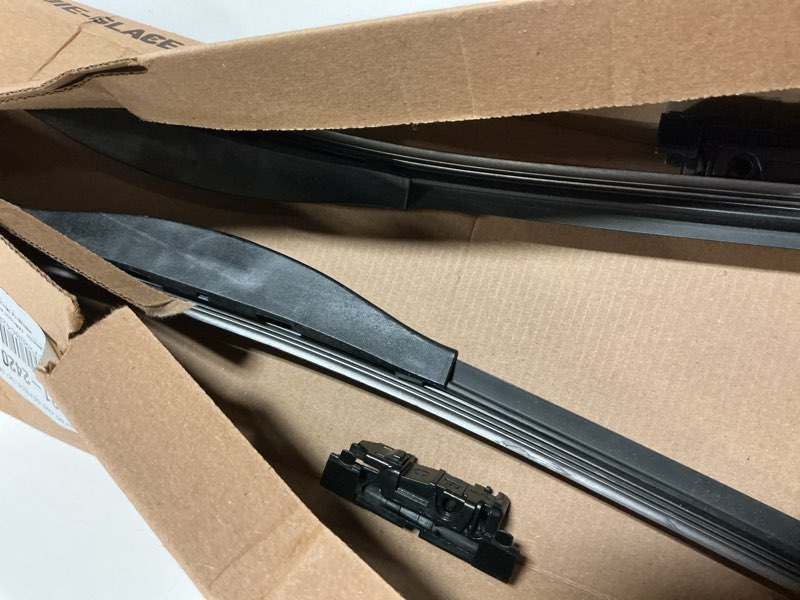 Condition photo showing As Is for TRICO Signal Premium Silicone 24” + 20” Automotive Replacement Windshield Wipers Beam Blades with Exclusive Predictive Performance Indicator and 3X Longer Life for Select Vehicle Models, 2 Pack 24" + 20" Pair Pack Elite