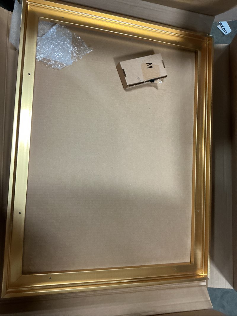 Condition photo showing Good Condition for pixy canvas 18x24 inch floater frame for 1.5" deep canvas paintings, wood panels & stretched canvas boards. 4 colors available (rustic gold, 18 x 24) 18 x 24 inch rustic gold