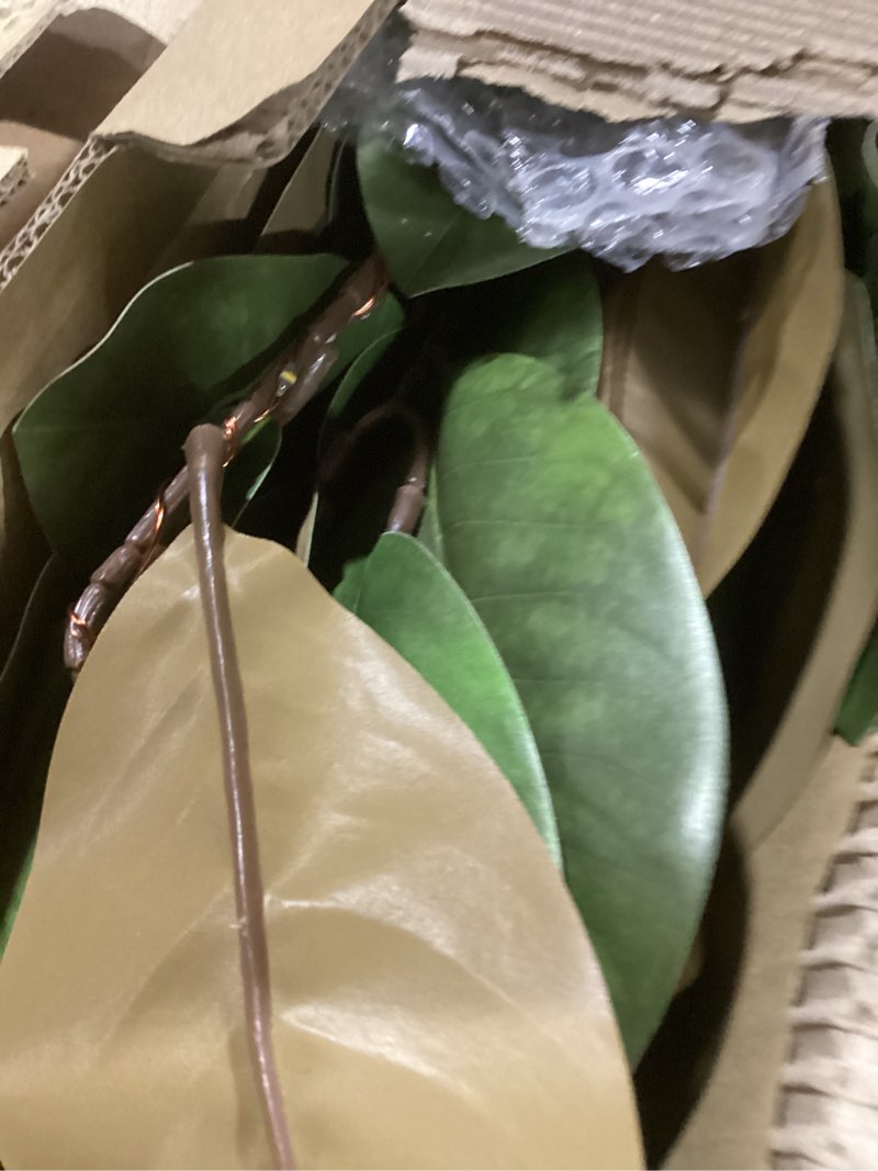 Condition photo showing Good Condition for Hairui Lighted Magnolia Tree 4FT 165 LED Fairy Lights, Faux Plant Tree with Lights for Home Holiday Spring Decoration 4FT-Magnolia Tree