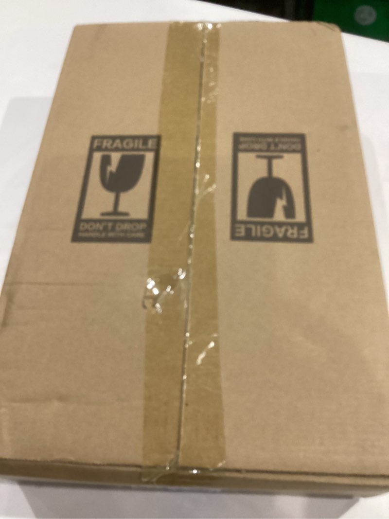 Condition photo showing Good Condition for [80 oz & 36 oz]Extra Large Glass Food Storage/Baking Containers Set with Lids, 2 Pack 80 oz(10 cup)&2 Pack 36 oz (4.5 cup)Airtight Glass Container,Microwave,Oven,Freezer and Dishwasher, White