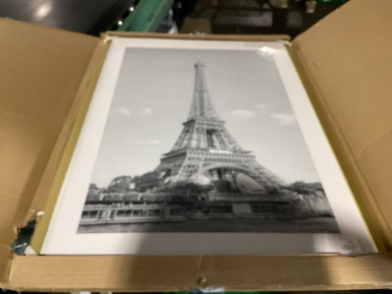 Condition photo showing Good Condition for upsimples 24x36 poster frame, display pictures 20x30 with mat or 24x36 without mat, wall hanging picture frame, gold, 1 pack gold 24x36