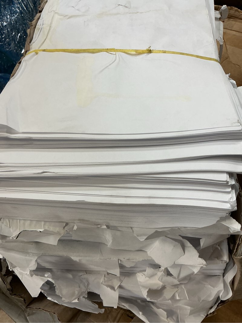 Condition photo showing As Is for amazon basics multipurpose copy printer paper, 20 lb, 11 x 17 inches, 5 reams (2,500 sheets), 92 bright white 5 reams | 2500 sheets ledger (11x17)