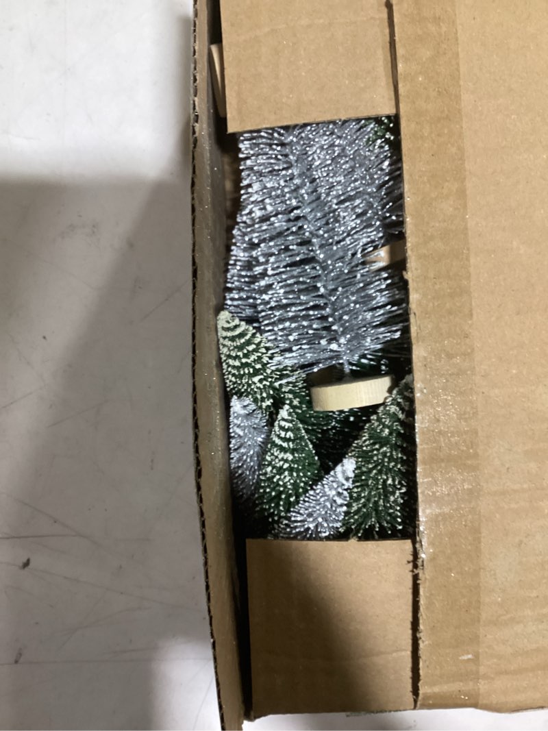 Condition photo showing Good Condition for 30Pcs Christmas Decorations Mini Christmas Trees, Artificial Christmas Tree Bottle Brush Trees with Wooden Base for Christmas Decor Christmas Party Home Table Craft Silver,green