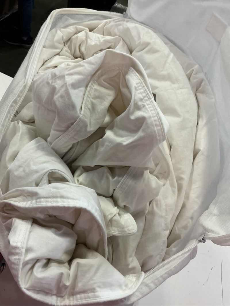 Condition photo showing As Is for quince premium white duck down comforter all season cal/king