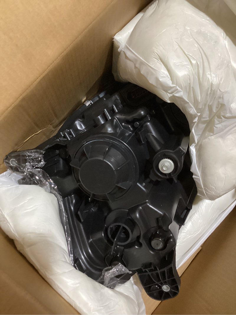Condition photo showing New/Like New for black kenworth t680 headlights headlamps 2013-2021 replacement passenger right side [included all bulbs] dot sae approved projector low beam reflecting high beam headlights assembly
