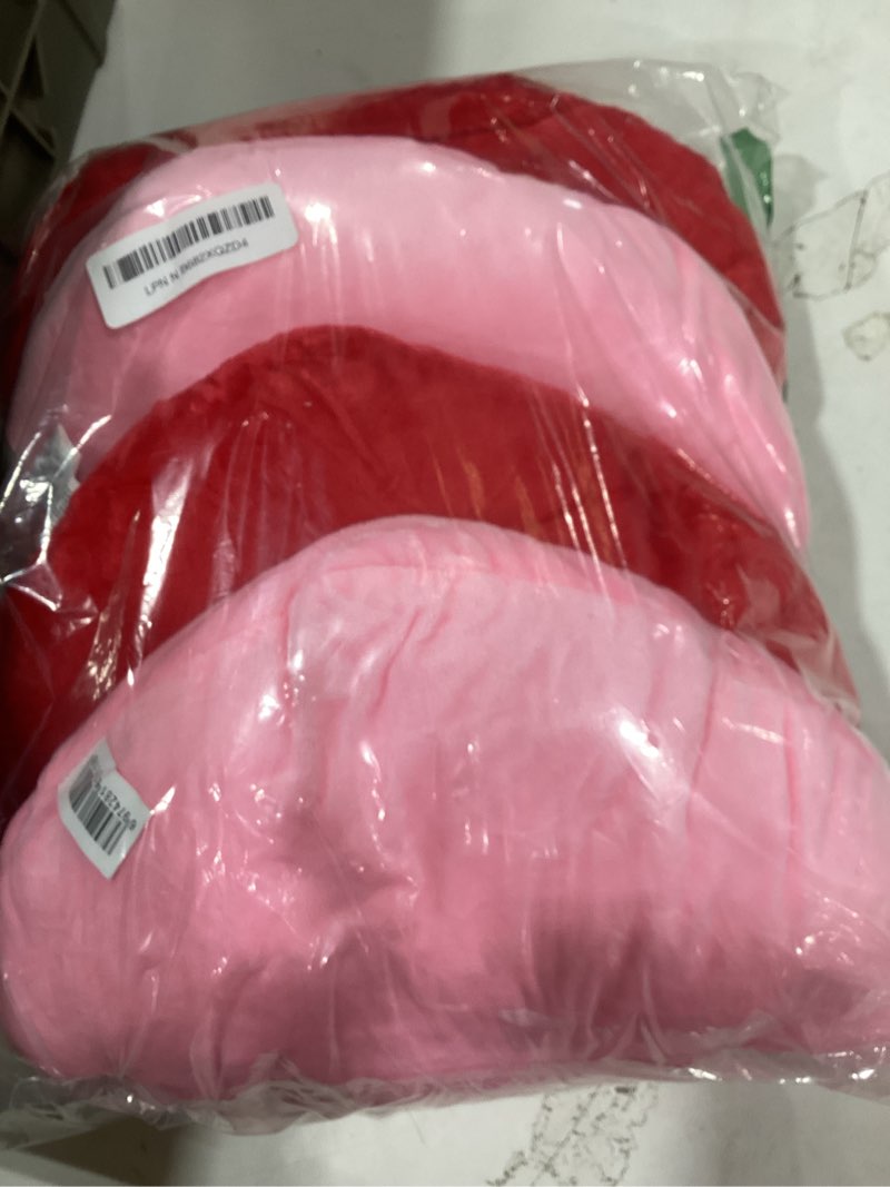 Condition photo showing New/Like New for Queekay 4 Pcs Valentine Heart Pillow Cute Plush Cushion Toy Valentine Throw Heart Shaped Pillow Decorative Stuffed Plush Toy for Friends Bed Chair Sofa Cars(Red, Pink)