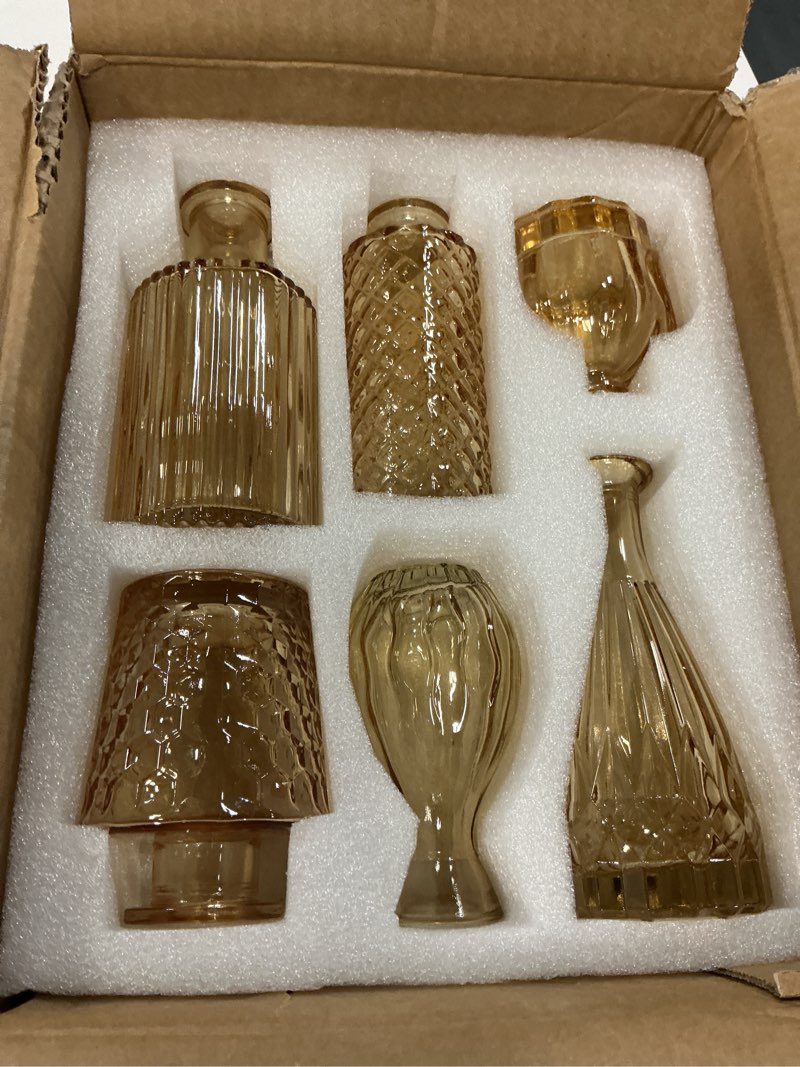 Condition photo showing Good Condition for tbwind gold amber glass bud vases set of 12, small vases for flowers, champagne mini vintage vases for centerpieces,bud vase in bulk for wedding decor,single flowers,office and home table flower décor amber-12pcs 12pcs
