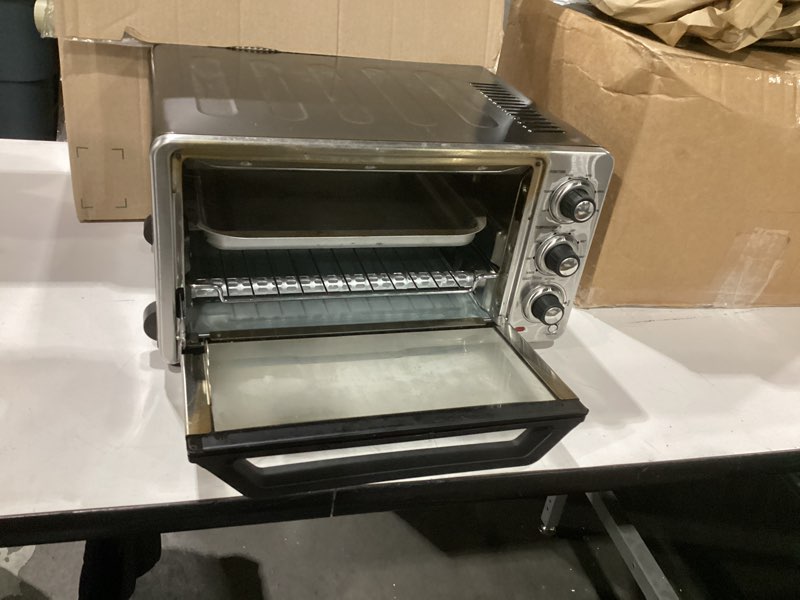 Condition photo showing Good Condition for cuisinart custom classic toaster oven broiler, 1800 watt countertop toaster oven to bake, broil, and toast, non-stick interior, consistent toast control, brushed stainless steel/black, tob-40n