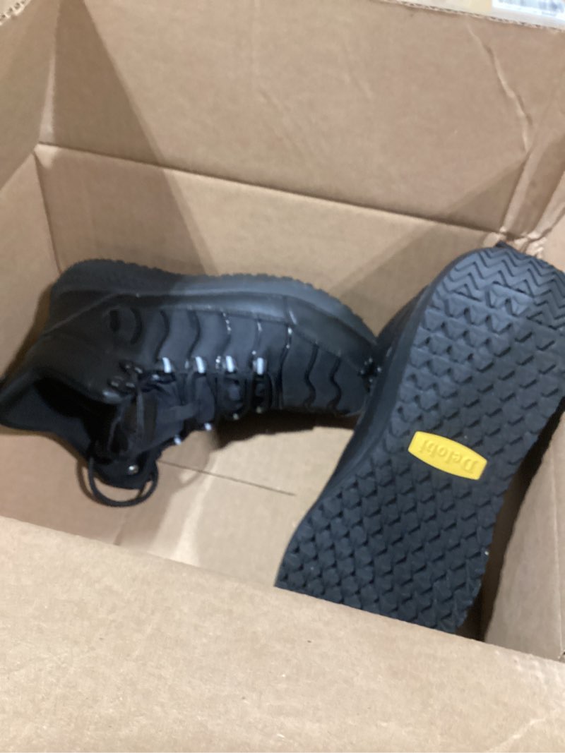 Condition photo showing Good Condition for Men's Slip Resistant Waterproof Boots - Comfortable & Ankle Support Work Shoes for Restaurant, Casual, Hiking & Work - Zapatos Trabajo 8.5 Black
