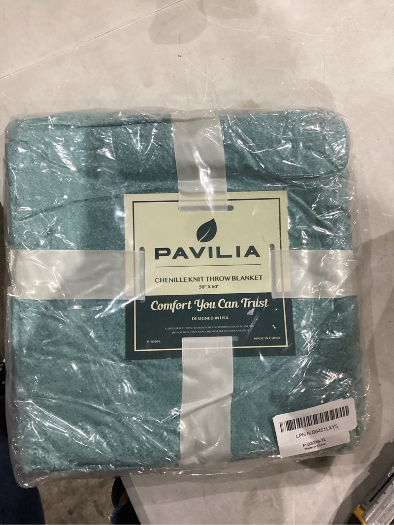 Condition photo showing New/Like New for PAVILIA Teal Chenille Throw Blanket for Couch Sofa, Soft Turquoise Throw with Tassel, Decorative Blanket for Bed Chair Living Room, Teal 50x60 50 x 60 Inches - Throw Teal