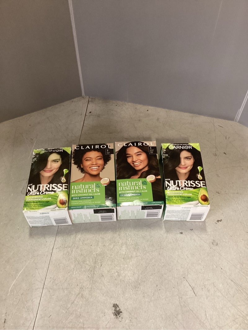 Clairol Natural Instincts Demi-Permanent Hair Dye, 9 Light Blonde Hair Color, Pack of 4 - Packaging May Vary color diffences