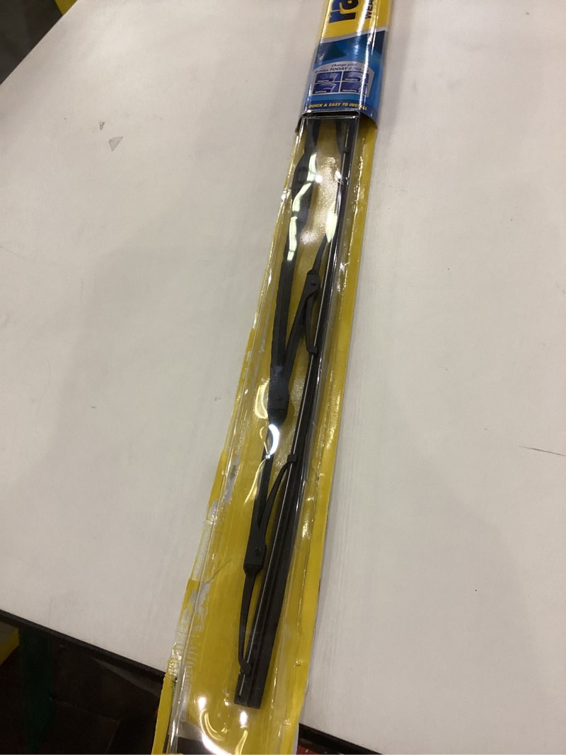 Condition photo showing Good Condition for Rain-X RX30226 WeatherBeater Wiper Blades, 26" Windshield Wipers (Pack Of 1), Automotive Replacement Windshield Wiper Blades That Meet Or Exceed OEM Quality And Durability Standards 26" Pack of 1
