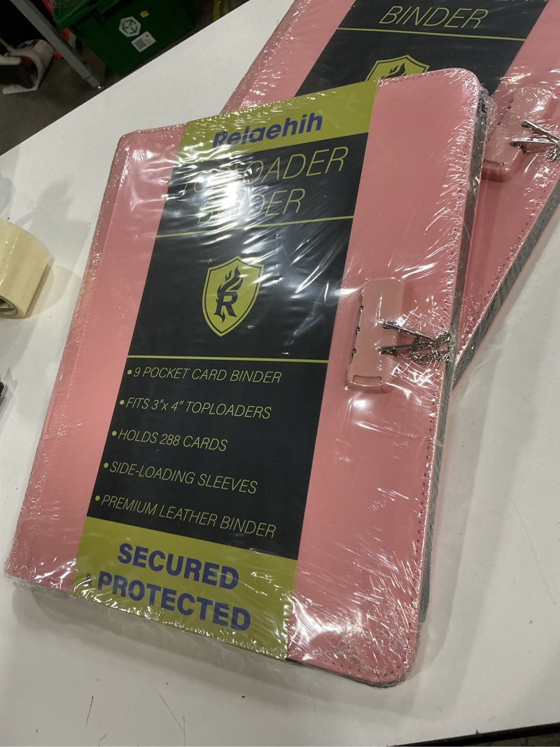 Condition photo showing New/Like New for 9 pocket toploader binder with lock– holds 288 top loaders – premium zipped double-sided card album for trading, mtg, sports cards (pink)