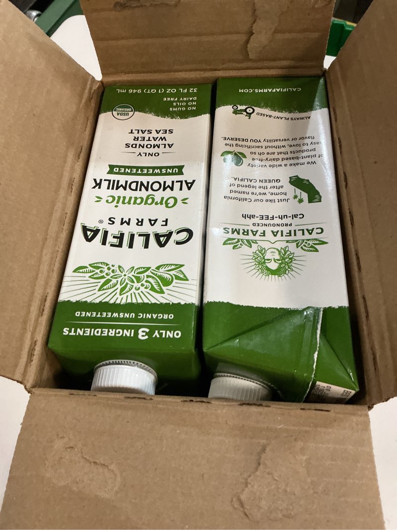 Condition photo showing Good Condition for ( bb/08/06/2026) califia farms - organic unsweetened almond milk, 32 oz (pack of 6), dairy free, vegan, plant based, keto, vegan, gluten free, non gmo, usda organic 32 fl oz (pack of 6)