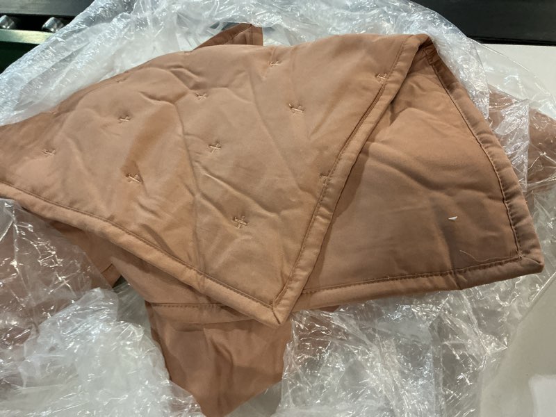 Condition photo showing Good Condition for bamboo dream quilted sham pillow size 20”x36”  sedona (2 pillow)