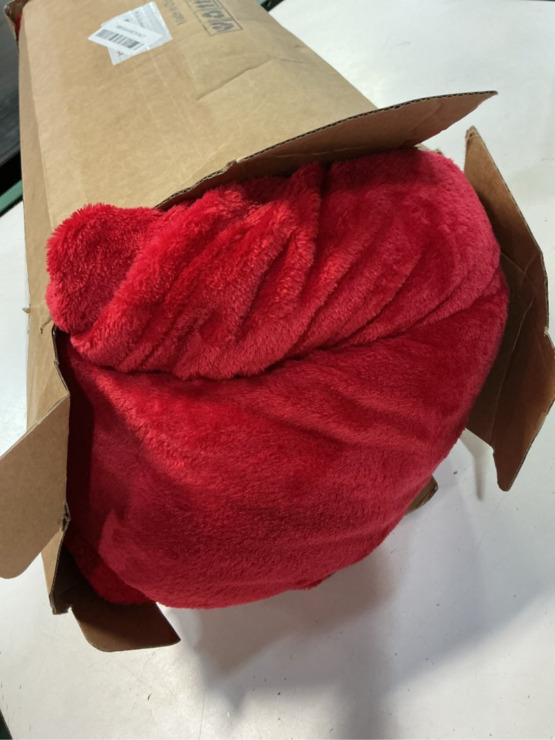 Condition photo showing Good Condition for bedelite big fleece blanket 120" x 120" (10' x 10'), super soft fluffy fuzzy oversized king for bed, couch, sofa, camping, extra large blanket fits your whole family, red red oversized king(120"x120")