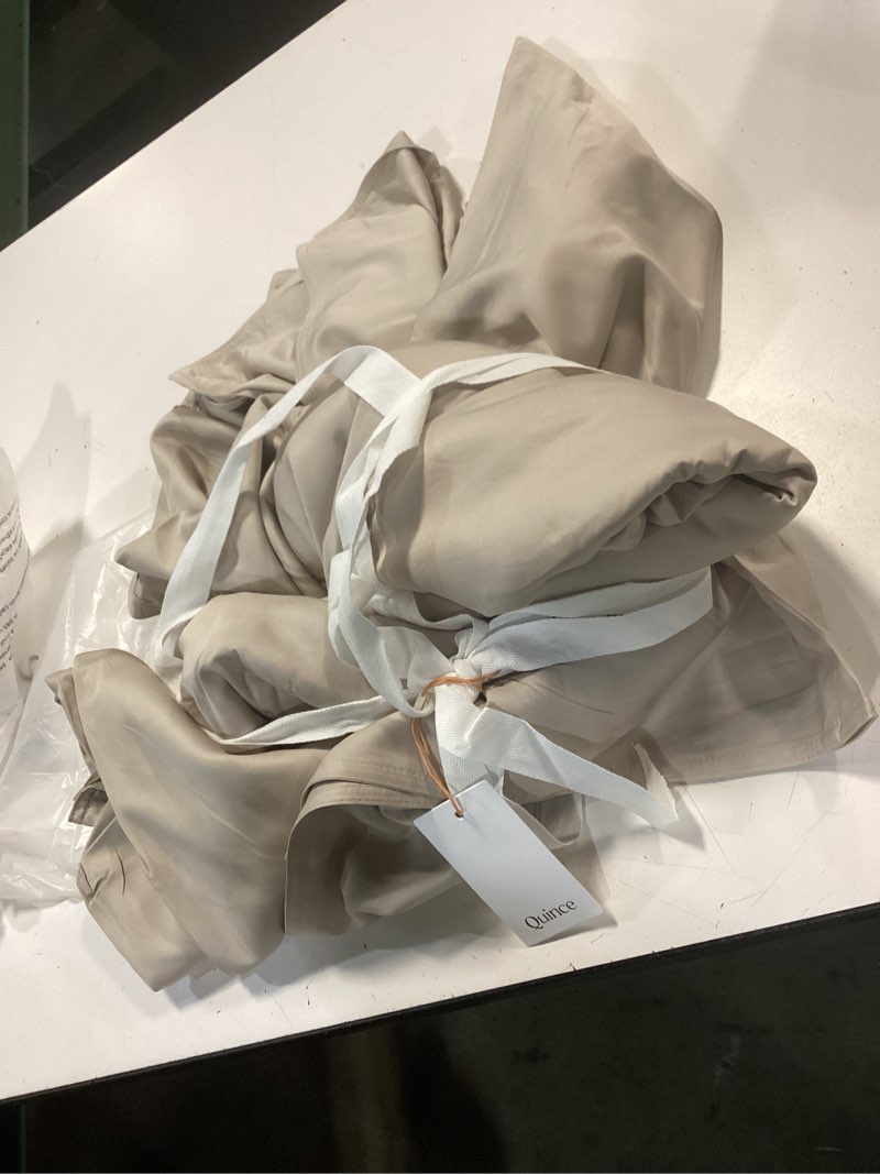 Condition photo showing New/Like New for bamboo duvet cover set, sand, size unknown 