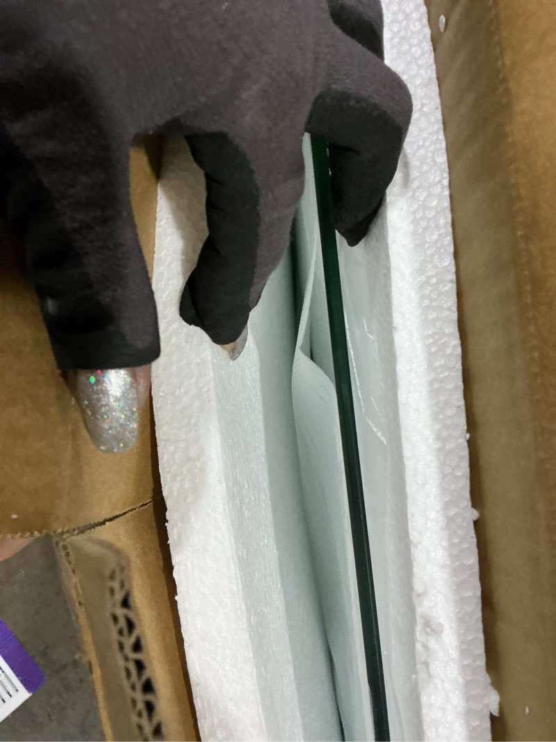 Condition photo showing Good Condition for tempered glass cutting board – long lasting clear glass – scratch resistant, heat resistant, shatter resistant, dishwasher safe. (xxlarge 18x26") 18"l x 26"w