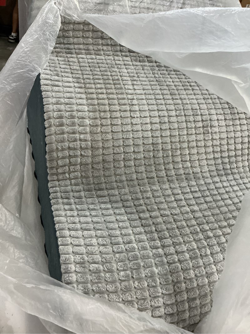 Condition photo showing Good Condition for pocblue dog stairs for small dogs 19.7" h, 4-step wide pet step for high bed or couch, curved pet ramps for cats with high-density foam and washable cover, grey