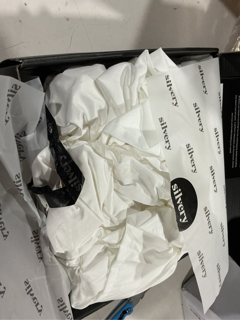 Condition photo showing As Is for silvery silver infused bed sheets set - ultra-soft temperature-regulating fabric with self-cleaning technology™ that stays fresh 3x longer for hygienic sleep soft ivory queen