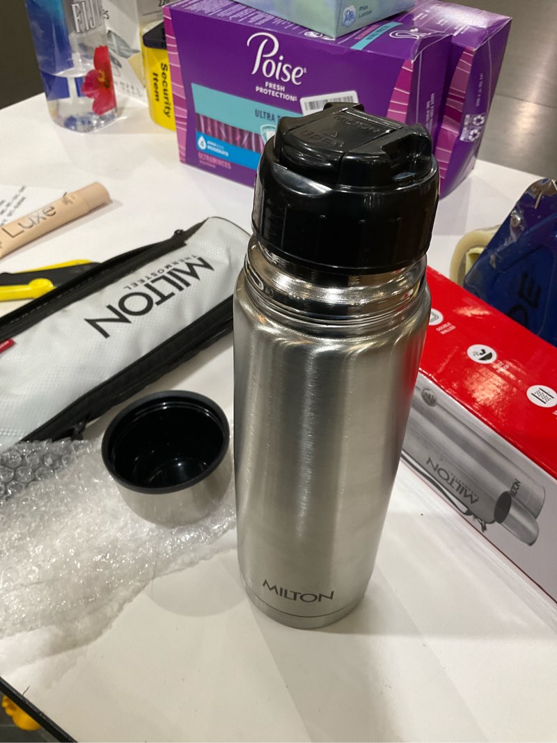 Condition photo showing Good Condition for Milton Thermosteel Flip Lid 750, Double Walled Vacuum Insulated Thermos 750 ml | 25 oz | 24 Hours Hot and Cold Water Bottle with Cover, Stainless Steel, BPA Free, Leak Proof | Silver 25 Ounces