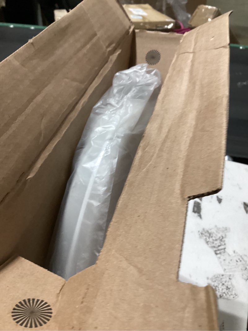 Condition photo showing Good Condition for bemis 7300slec slow close toilet seat, easy clean hinges and durable plastic seat, made in usa, elongated, white