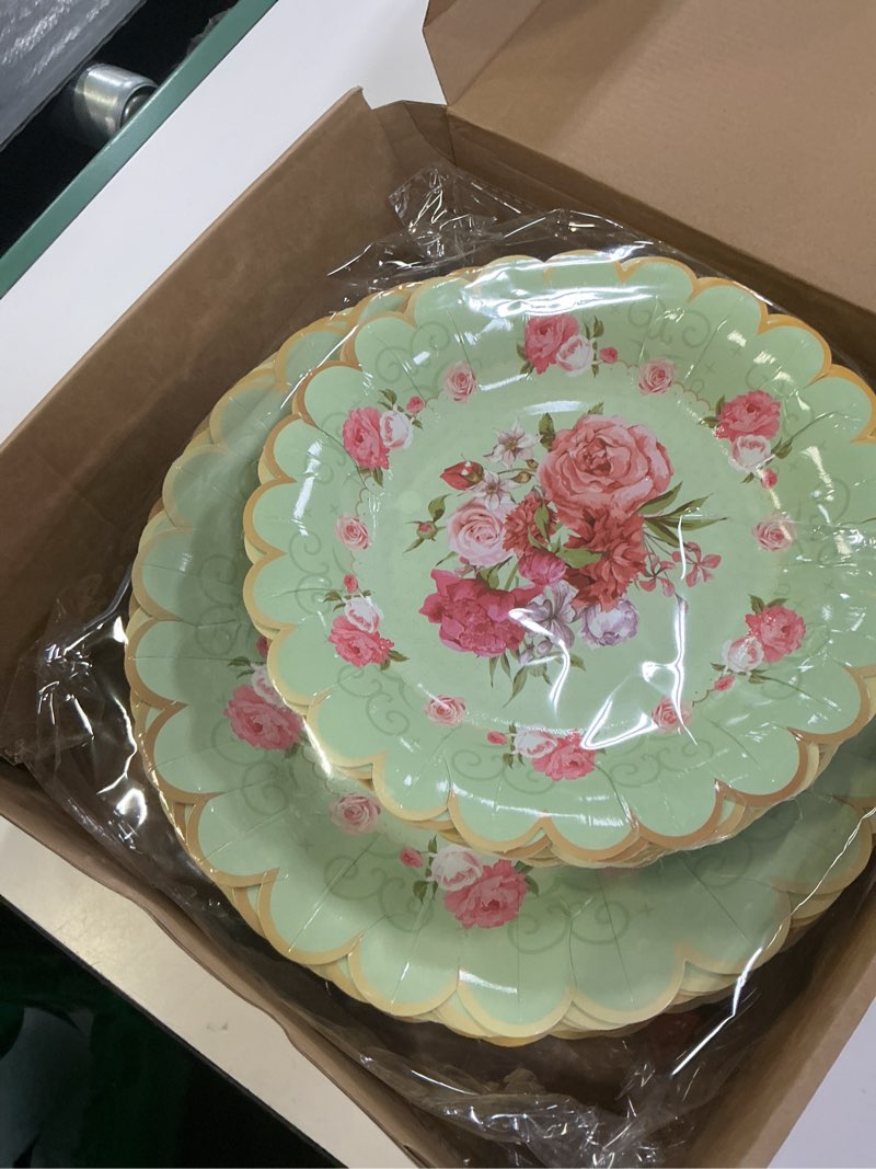 Condition photo showing New/Like New for pasimy 64 pcs floral vintage plates paper tea party tableware set 9 inch and 7 inch plates for tea party birthday baby shower wedding bachelorette supplies (rose)