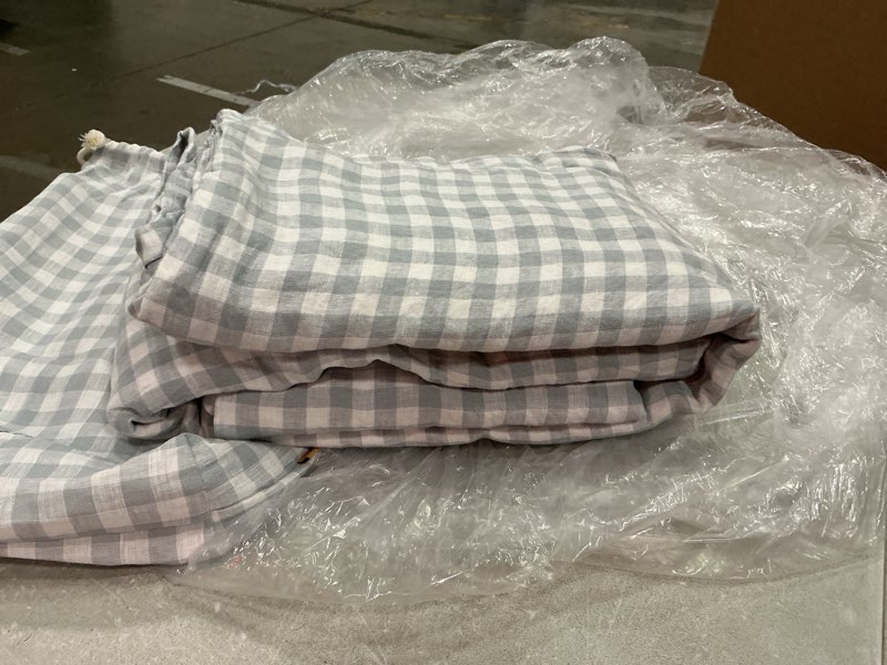 Condition photo showing Good Condition for european linen gingham duvet cover set, full/queen, blue fog