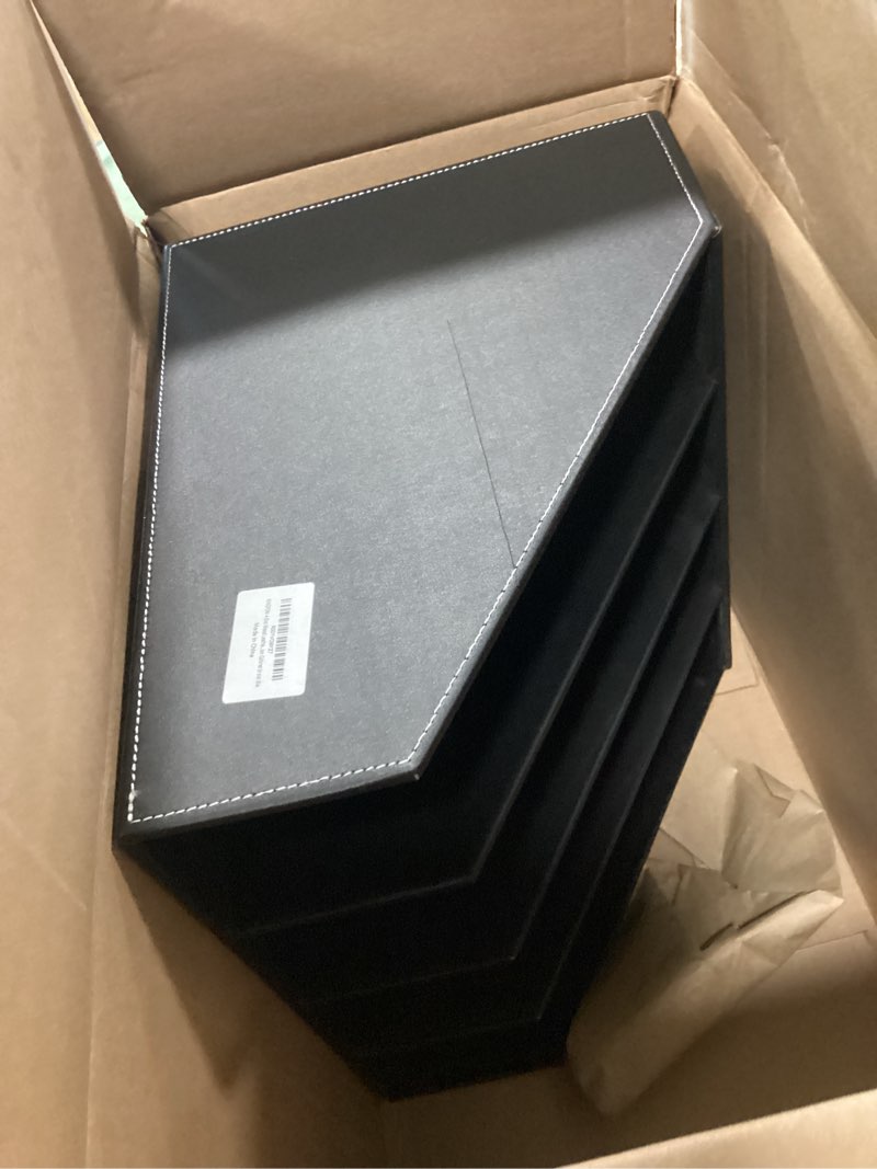 https://lotting-media.assets.bidfta.com/lotting_3cb468bc-1484-44b0-8a87-01ff9d0cb872