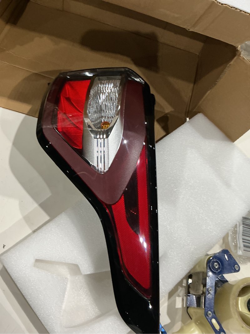 Condition photo showing Good Condition for rear tail light fit for 2017 2018 2019 17 18 19 ford escape kuga brake lamp right side (black trim - r)